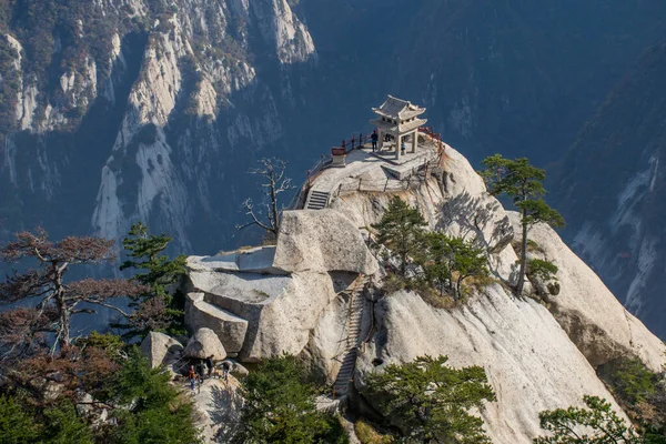 Κίνα Οκτ 2019 Ταοϊστικός Αρχαίος Ναός Στην Κορυφή Του Βουνού — Φωτογραφία Αρχείου