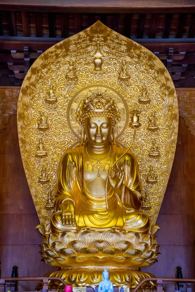 Golden Statue Lord Buddha Temple Giant Wild Goose Pagoda Shaanxi — Stock Photo, Image