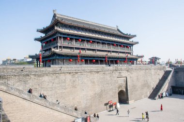 Xian, Çin - Ekim 2019: Xian Şehir Duvarı Günü turu Shaanxi Bölgesi.
