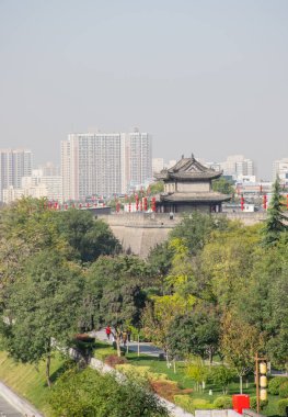Xian, Çin - Ekim 2019: Xian Şehir Duvarı Günü turu Shaanxi Bölgesi.