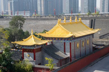 Xian, Çin - Ekim 2019: Xian Şehir Duvarı Günü turu Shaanxi Bölgesi.
