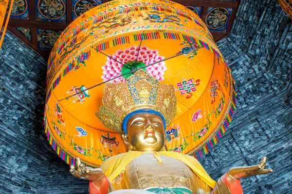 Innerhalb Des Traditionellen Buddhistischen Tempels Reisekonzept — Stockfoto