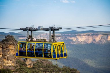 Mavi Dağlar, Avustralya - 2016-02-14 Manzaralı Skyway Kablolu TV Katoomba, Mavi Dağlar 'daki uçurumlar arasında süzülüyor