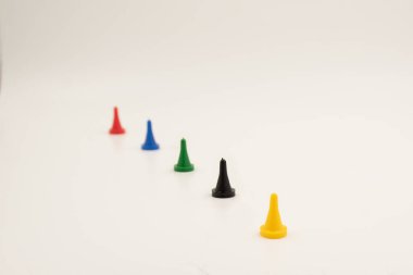 Coronavirus kavramını durdur. İnsanlar arasındaki sosyal mesafeler virüsün yayılmasını engeller.