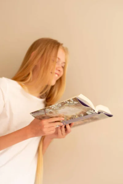Teenage Girl Laughing Book Her Hand Love Read Selective Focus — Stock Photo, Image