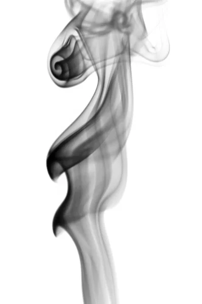 Kouř na papíře hořet s černou barvou a bílým pozadím. — Stock fotografie