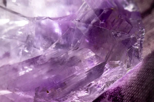 Amethyst Quartz Crystal Close — Stock Photo, Image