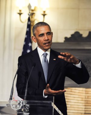 Ortak basın toplantısında zekâ sırasında Başkan Barack Obama konuşuyor