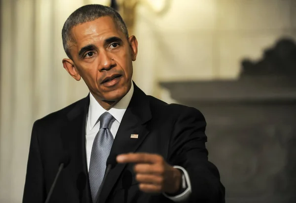 Il presidente Barack Obama interviene durante una conferenza stampa congiunta arguzia — Foto Stock