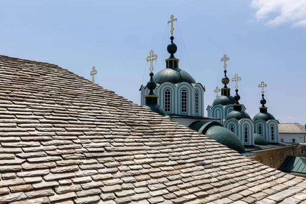 Російський православний монастир Святого Пантеона на горі Афон. — стокове фото