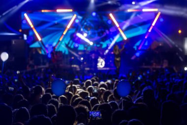 El ile bir akıllı telefon kayıtları canlı müzik festiva