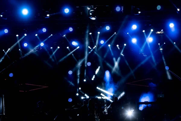 stock image Defocused entertainment concert lighting on stage, bokeh