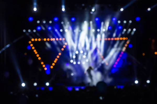 Defocused underhållning konsert belysning på scenen, bokeh — Stockfoto