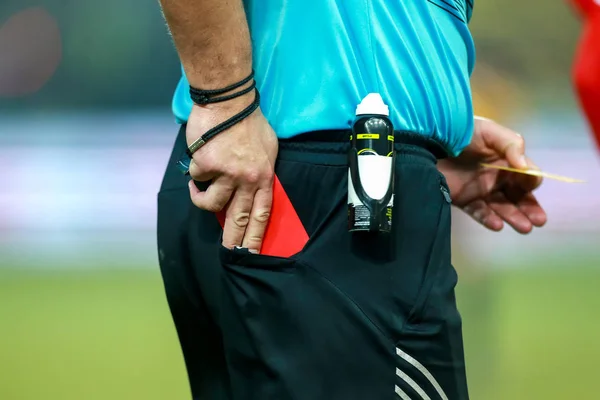 Referee drawing the red card — Stock Photo, Image