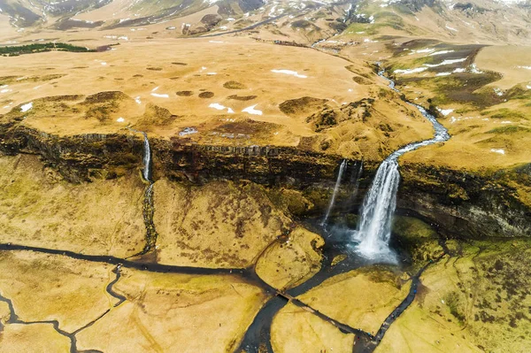 Vue aérienne du célèbre Seljalandsfoss est l'un des plus beaux — Photo