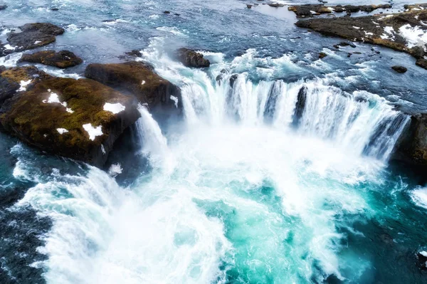 Slavný vodopád Godafoss, na severu ostrova — Stock fotografie