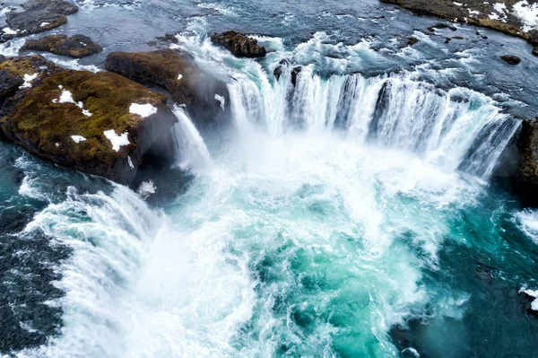 Berühmter godafoss-Wasserfall im Norden der Insel — Stockfoto