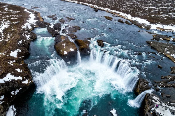 섬 북쪽의 유명한 Godafoss 폭포 — 스톡 사진