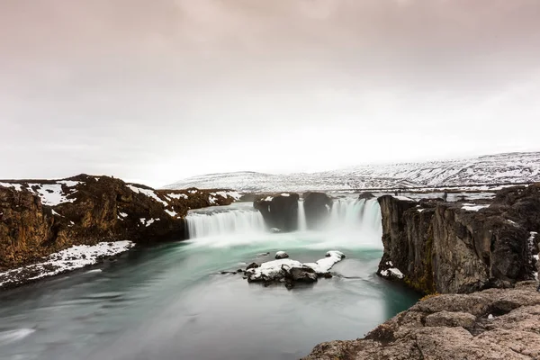 Godafoss είναι μία από τις πιο όμορφες καταρράκτες στην Ισλανδία το — Φωτογραφία Αρχείου