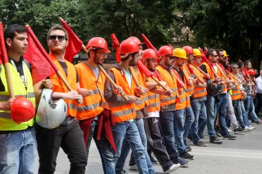 Protestocular Selanik'te Ulusal genel grev sırasında