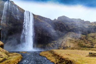 Seljalandsfoss IC üzerinde en güzel şelaleler biridir