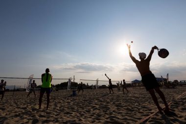 t 1 beyaz Tenis Turnuvası sırasında kimliği belirsiz oyuncular