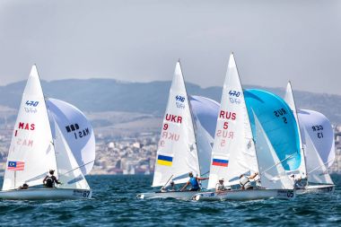  Sporcular Yatlar eylem sırasında 