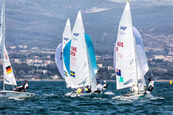  Sporcular Yatlar eylem sırasında 