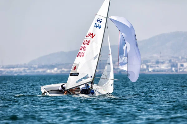 Athletes yachts in action during "2017 Men's 470 World Champion — Stock Photo, Image