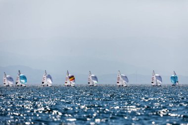  Sporcular Yatlar eylem sırasında 