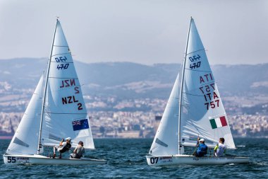  Sporcular Yatlar eylem sırasında 