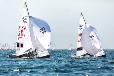  Sporcular Yatlar eylem sırasında 