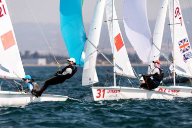  Sporcular Yatlar eylem sırasında 