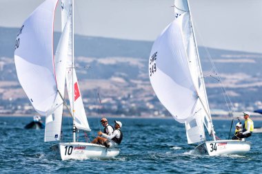  Sporcular Yatlar eylem sırasında 