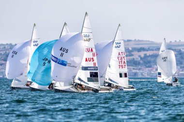  Sporcular Yatlar eylem sırasında 