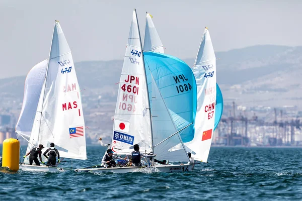  Sporcular Yatlar eylem sırasında 