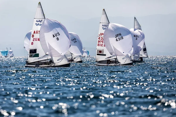  Sporcular Yatlar eylem sırasında 