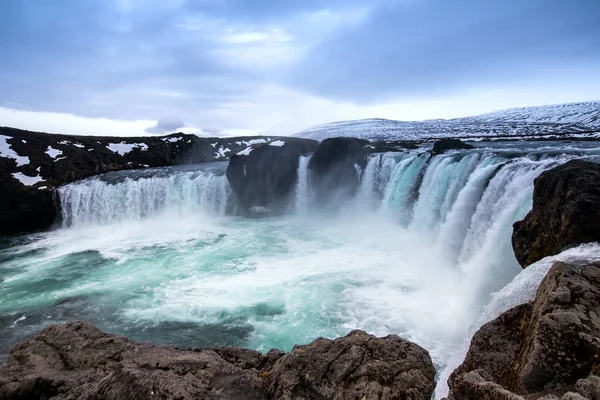 Godafoss є одним з найкрасивіших водоспадів на в Ісландії — стокове фото