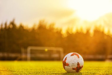 Sahada futbol topları 