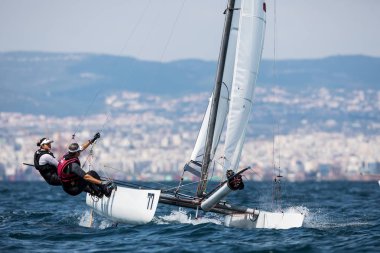 Sporcular Yatlar eylem sırasında 