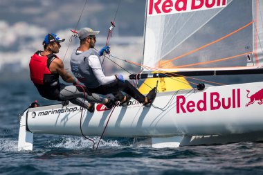 Sporcular Yatlar eylem sırasında 