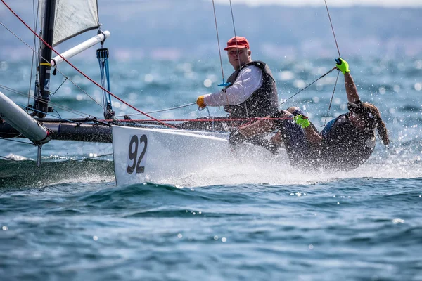 Athletes yachts in action during "2017 Tornado Open World, Globa — Stock Photo, Image