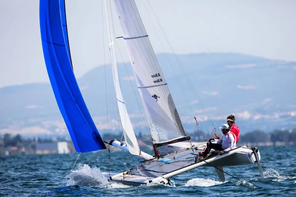 Sporcular Yatlar eylem sırasında 