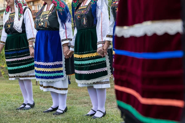 Group performing Greek folklore dance — Stock Photo, Image