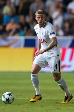 Apoel Vs Tottenham Hotspur arasında Şampiyonlar Ligi oyunu