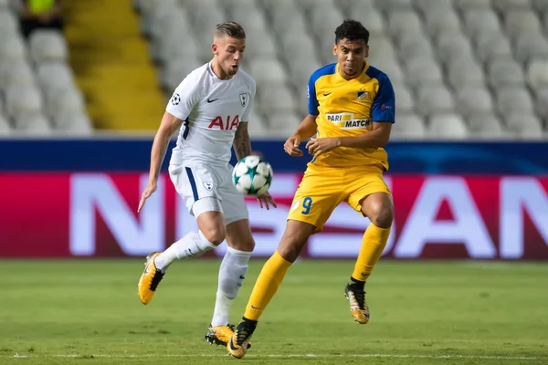 Champions League gra między Apoel Vs Tottenham Hotspur — Zdjęcie stockowe