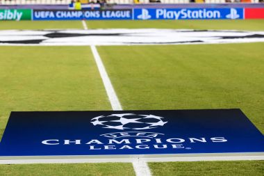 Apoel Vs Tottenham Hotspur arasında Şampiyonlar Ligi oyunu