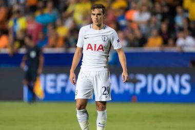 Apoel Vs Tottenham Hotspur arasında Şampiyonlar Ligi oyunu