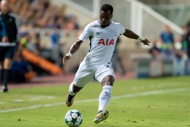 Apoel Vs Tottenham Hotspur arasında Şampiyonlar Ligi oyunu