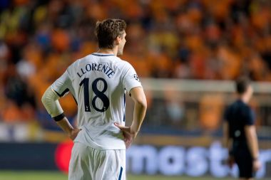 Apoel Vs Tottenham Hotspur arasında Şampiyonlar Ligi oyunu